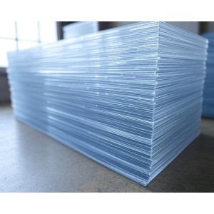Lot de 17 Plaques Polycarbonate 6 mm UV incolor (390 x 2050 mm)