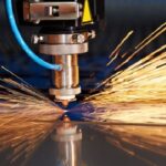 Decoupe-laser-sur-plexiglas